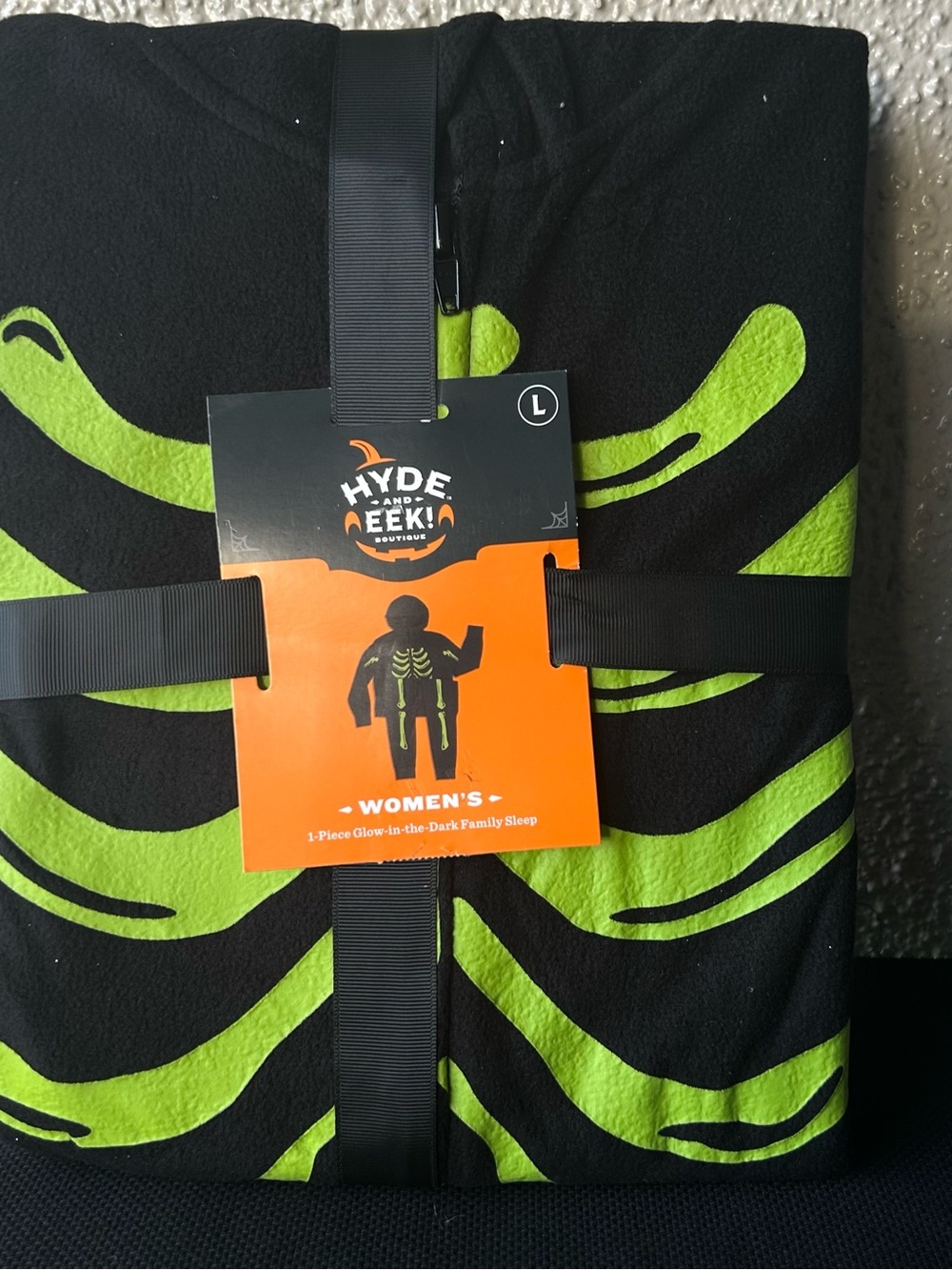 Hyde & EEK! Womens large one piece pjs Halloween costume skeleton glows NWT